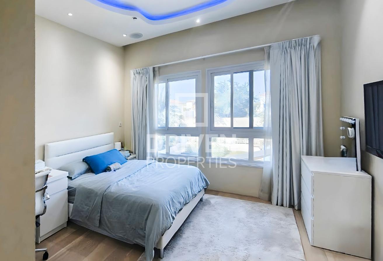 Furnished with Maids Room | Pool | Huge Plot photo 4