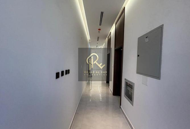 108612105 - Property Image 3