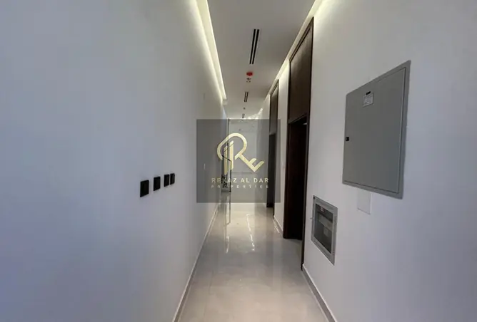108612105 - Property Image 3