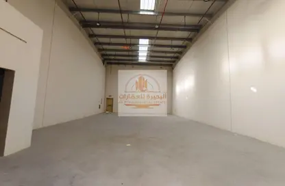 Warehouse - Studio - 4 Bathrooms for rent in Al Sajaa S - Al Sajaa - Sharjah