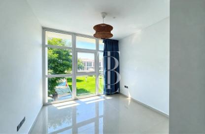 Townhouse - 3 - 3 for rent in Amazonia - Damac Hills 2 - Dubai