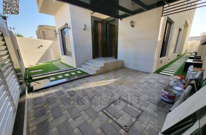 Villa - 5 Bedrooms - 7 Bathrooms for sale in Al Mowaihat 2 - Al Mowaihat - Ajman Villa - 5 Bedrooms - 7 Bathrooms for sale in Al Mowaihat 2 - Al Mowaihat - Ajman