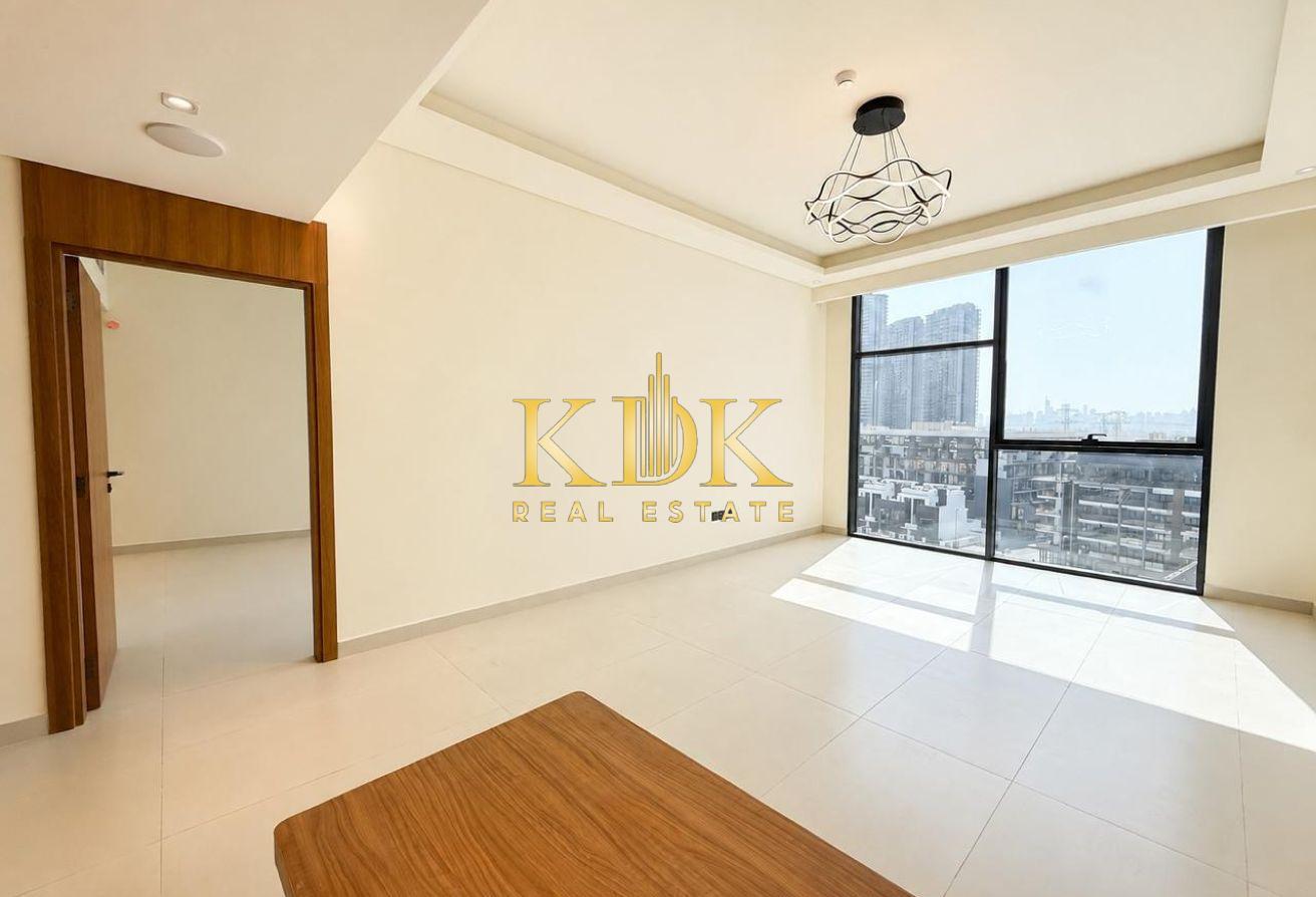 Brand New | Pool View | Near to Circle Mall photo 4