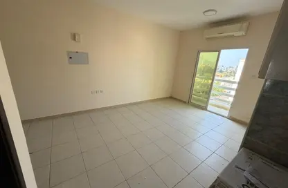 شقة - 1 حمام للايجار في مبنى جيباس 3 - الراشدية 2 - الراشدية - عجمان