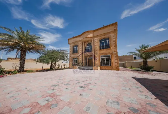 83667556 - Property Image 2