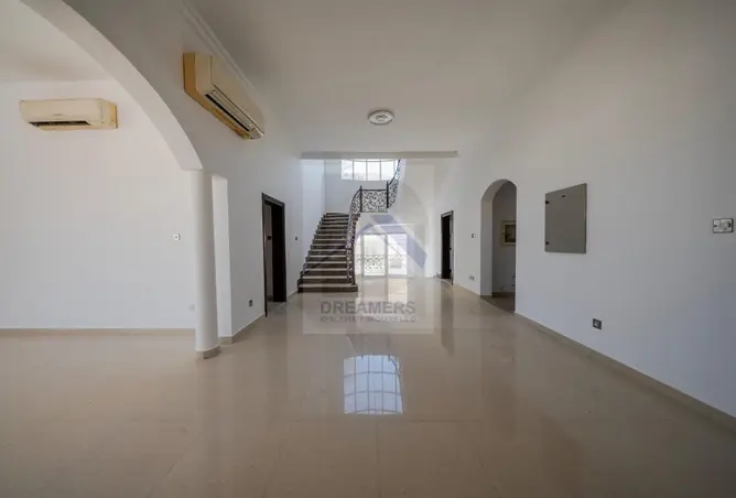 83667556 - Property Image 3