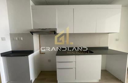 Apartment - Studio - 1 for rent in Bloom Heights A - Bloom Heights - District 15 - Jumeirah Village Circle - Dubai
