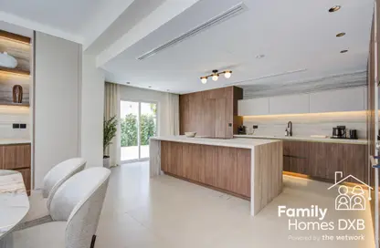 Villa - 5 Bedrooms - 5 Bathrooms for sale in Meadows 9 - Meadows - Dubai