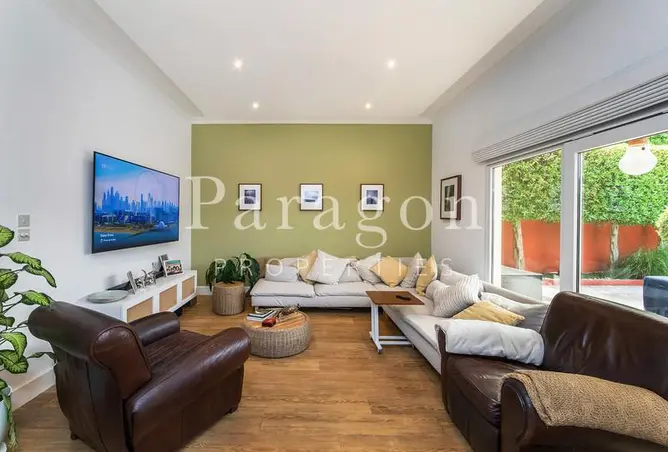 102822685 - Property Image 2
