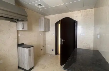 شقة - 2 غرف نوم - 2 حمامات للايجار في كورنيش الفجيرة - الفجيرة شقة - 2 غرف نوم - 2 حمامات للايجار في كورنيش الفجيرة - الفجيرة