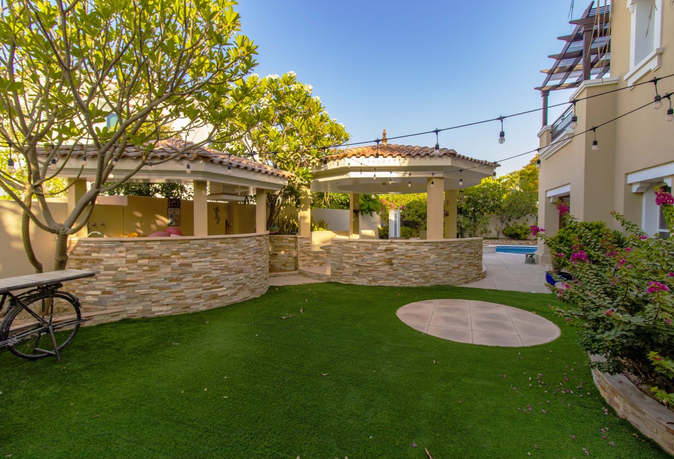 Well Maintained | Private Pool | Upgraded — image 17