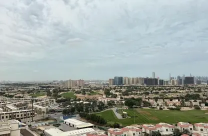 شقة - غرفة نوم - 2 حمامات للبيع في برمودا فيوز - مدينة دبي الرياضية - دبي