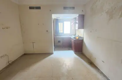 Apartment - Studio - 1 Bathroom for rent in Fire Station Road - Muwaileh - Sharjah