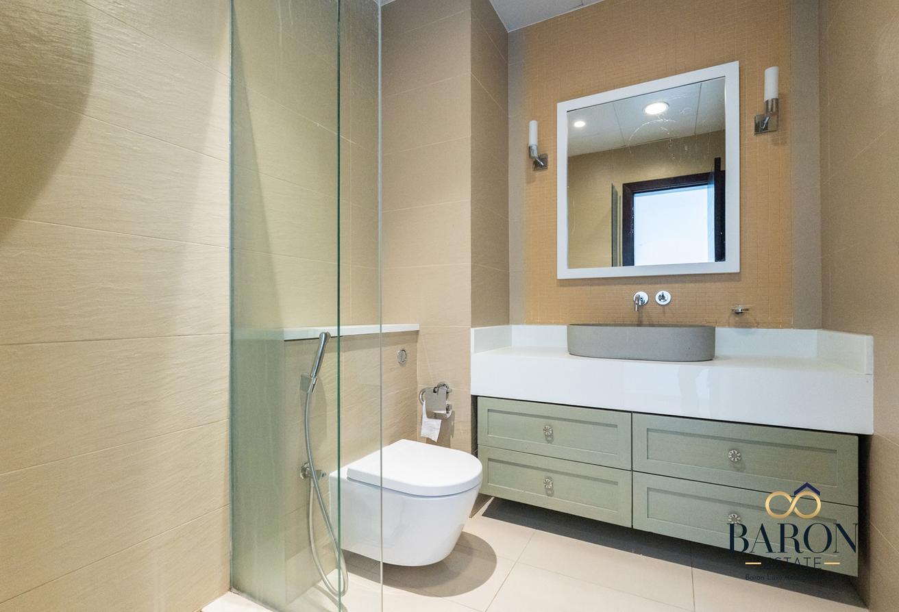 Panoramic Palm View | Top Floor | Upgraded photo 18
