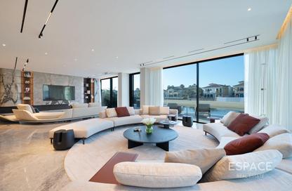 Villa - 5 Bedrooms - 5 Bathrooms for sale in Garden Homes Frond M - Garden Homes - Palm Jumeirah - Dubai