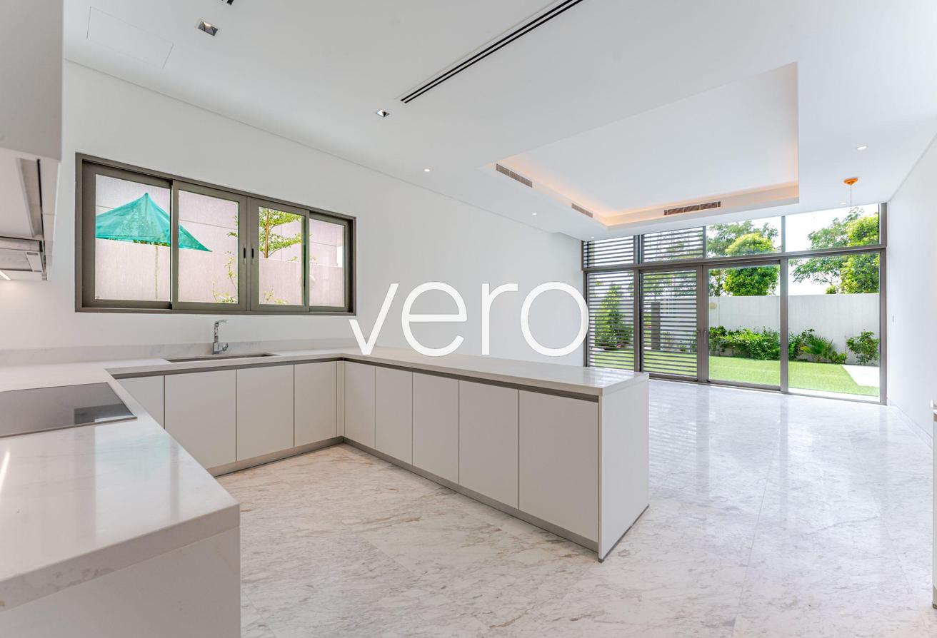Fully Landscaped | Contemporary | Read to Move In photo 10