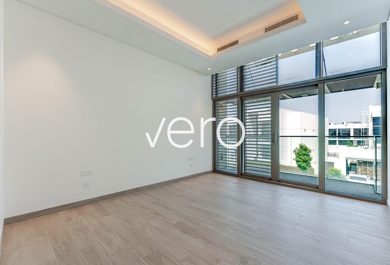 Fully Landscaped | Contemporary | Read to Move In photo 25