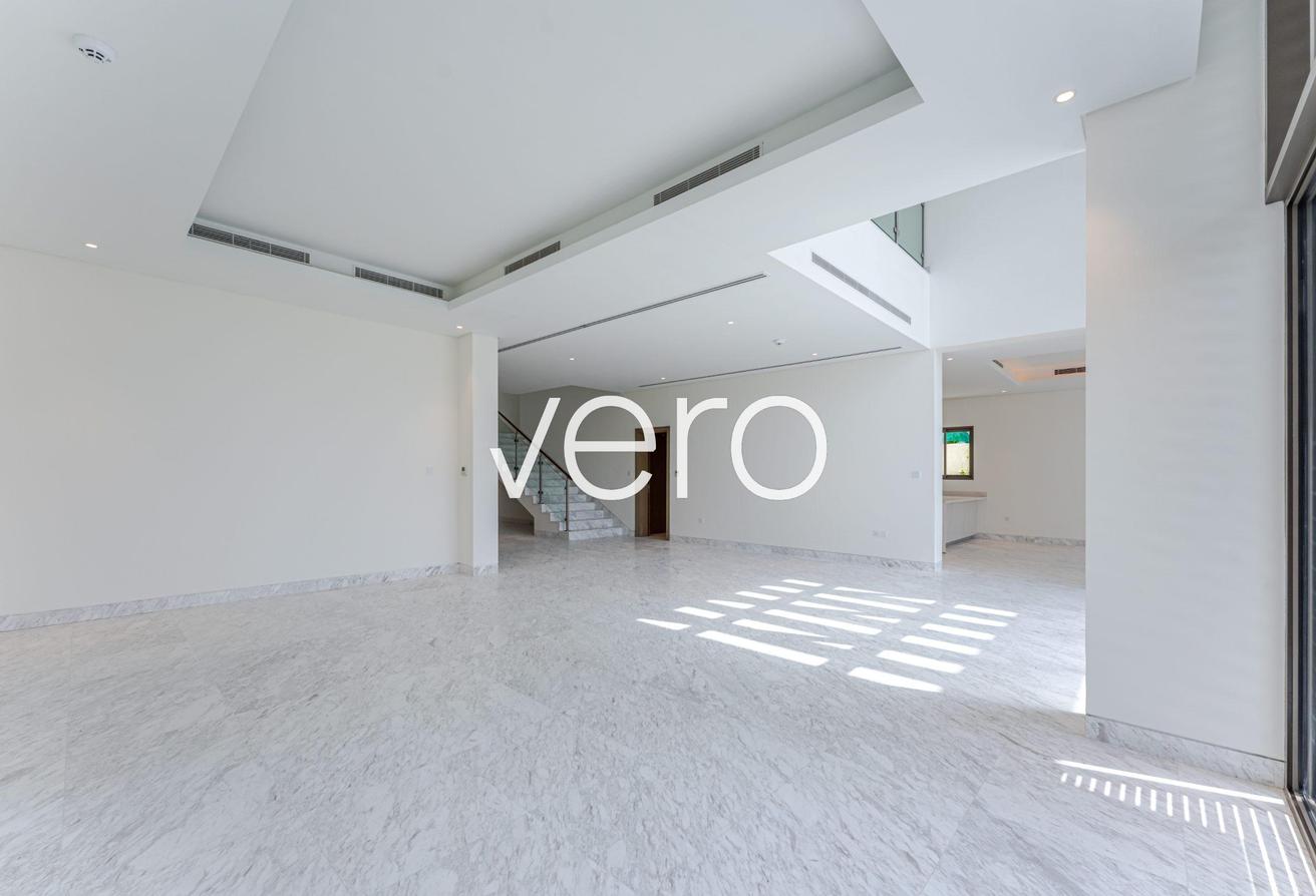 Fully Landscaped | Contemporary | Read to Move In photo 4