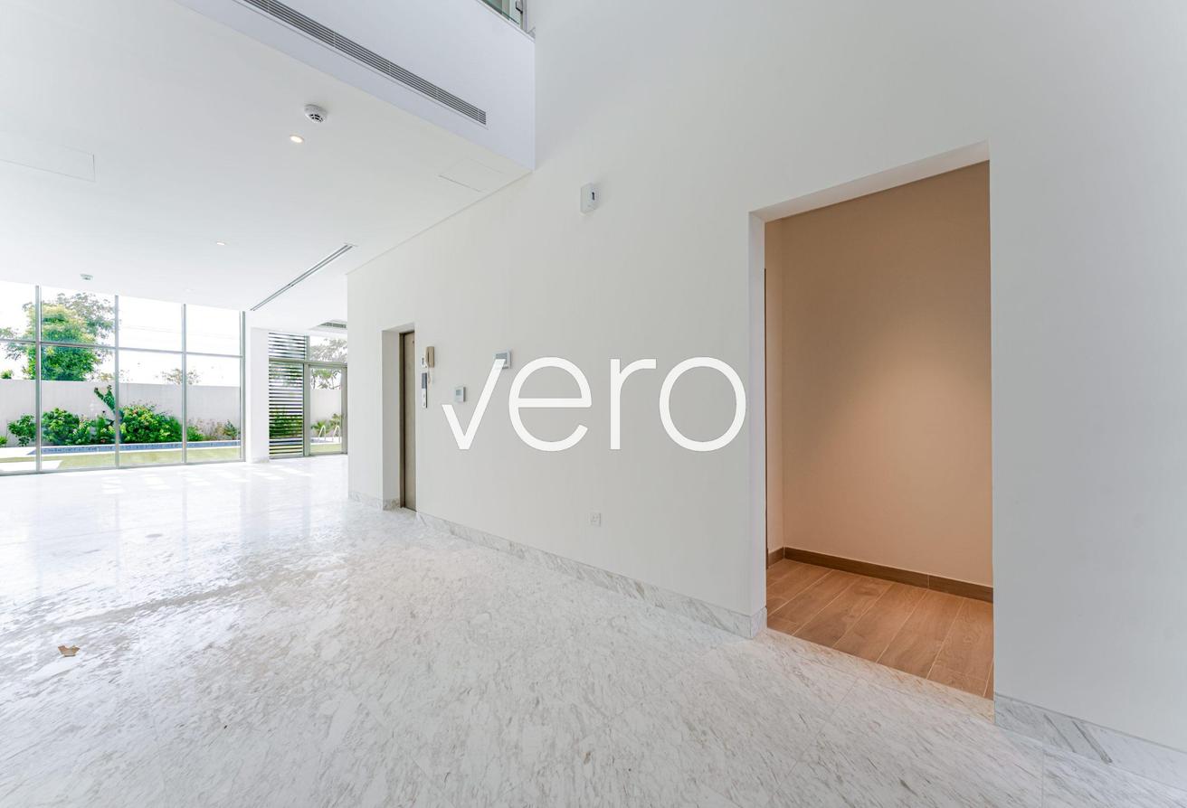 Fully Landscaped | Contemporary | Read to Move In photo 14