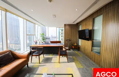 مكتب - 4 حمامات للايجار في برج المنارة - الخليج التجاري - دبي