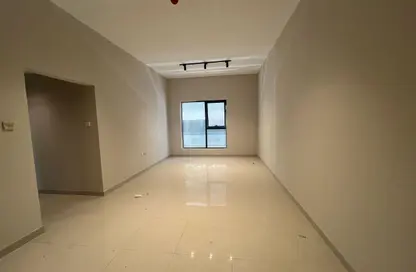 Apartment - 2 Bedrooms - 2 Bathrooms for rent in SRS Tower - Al Rashidiya 1 - Al Rashidiya - Ajman