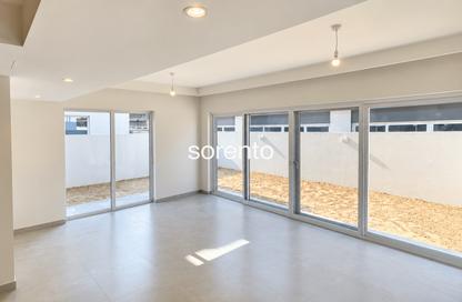 Townhouse - 4 - 4 for rent in Verona - Damac Hills 2 - Dubai Townhouse - 4 - 4 for rent in Verona - Damac Hills 2 - Dubai