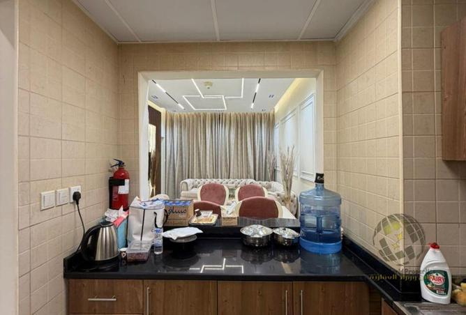 67070042 - Property Image 3