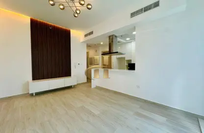 Apartment - 1 Bedroom - 2 Bathrooms for rent in The East Crest by Meteora - District 17 - Jumeirah Village Circle - Dubai