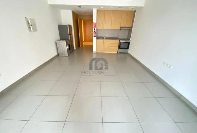 74253725 - Property Image 2