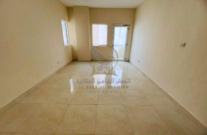 Apartment - 2 - 2 for rent in Al Qulayaa Building - Al Qulaya'ah - Al Sharq - Sharjah Apartment - 2 - 2 for rent in Al Qulayaa Building - Al Qulaya'ah - Al Sharq - Sharjah