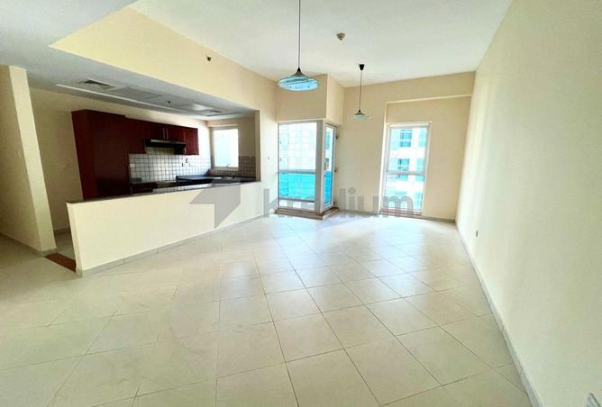 77389302 - Property Main Image