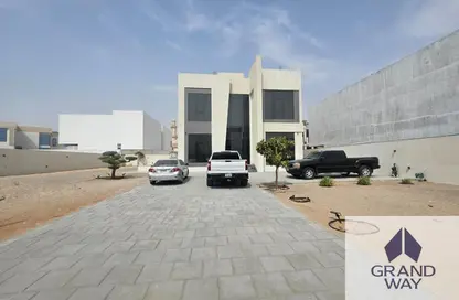 Villa - 4 Bedrooms - 6 Bathrooms for rent in Al Athbah - Wadi Al Amardi - Dubai