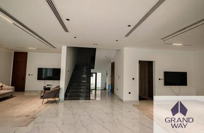 Villa - 4 Bedrooms - 6 Bathrooms for rent in Al Athbah - Wadi Al Amardi - Dubai Villa - 4 Bedrooms - 6 Bathrooms for rent in Al Athbah - Wadi Al Amardi - Dubai