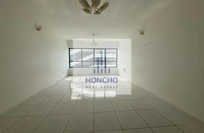 شقة - غرفة نوم - 2 حمامات للايجار في بناية وايت كراون - شارع الشيخ زايد - دبي