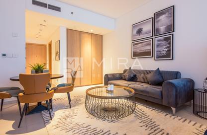 Apartment - Studio - 1 for rent in Marquise Square Tower - Business Bay - Dubai