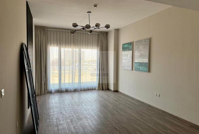 96933694 - Property Main Image