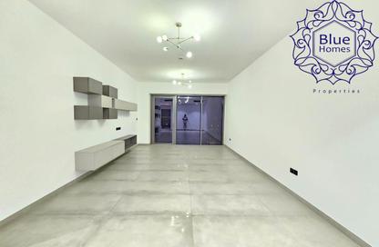 Apartment - 3 Bedrooms - 5 Bathrooms for rent in Lamcy Residence - Oud Metha - Bur Dubai - Dubai