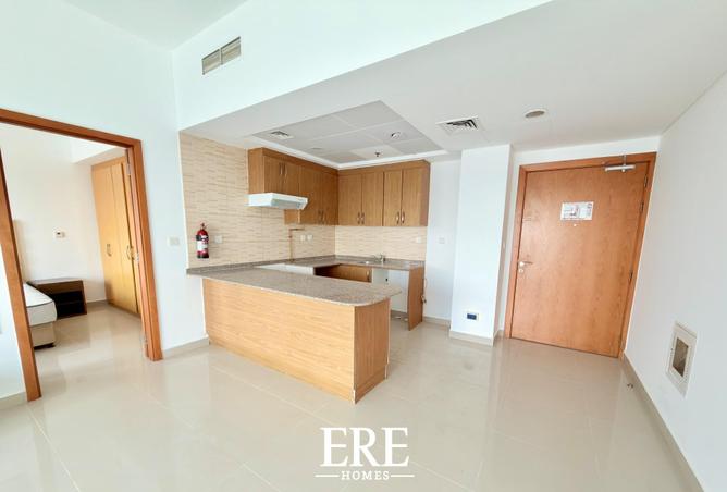 94030976 - Property Image 3