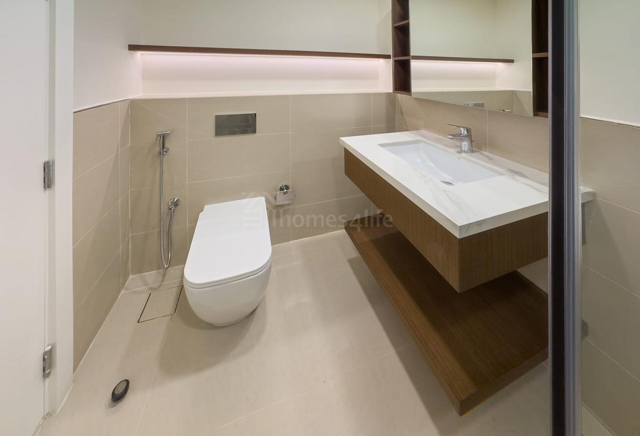 High Floor | Boulevard View | Fully Fitted Kitchen photo 15