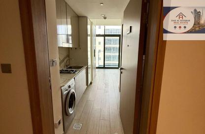 Apartment - Studio - 1 for rent in Maryam Island - Al Khan - Sharjah Apartment - Studio - 1 for rent in Maryam Island - Al Khan - Sharjah