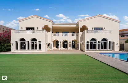 Villa - 6 Bedrooms - 7 Bathrooms for sale in Signature Villas Frond A - Signature Villas - Palm Jumeirah - Dubai