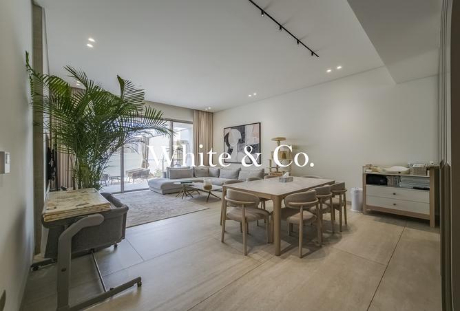 Luxury | Prime Location | Private Pool