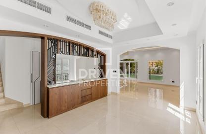 Villa - 5 Bedrooms - 5 Bathrooms for rent in Meadows 1 - Meadows - Dubai Villa - 5 Bedrooms - 5 Bathrooms for rent in Meadows 1 - Meadows - Dubai