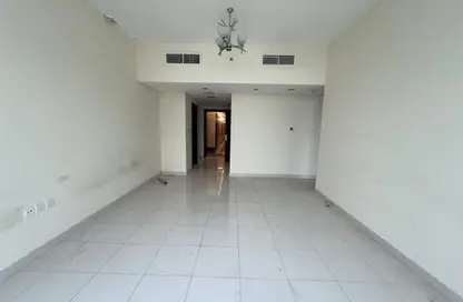 Apartment - 1 Bedroom - 2 Bathrooms for rent in Al Khan Corniche - Al Khan - Sharjah