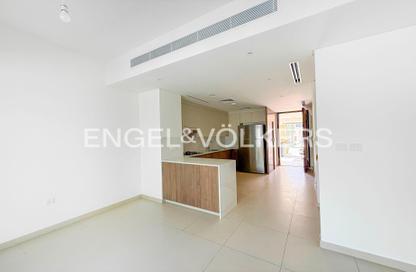 Townhouse - 3 Bedrooms - 4 Bathrooms for rent in Elan - Tilal Al Ghaf - Dubai