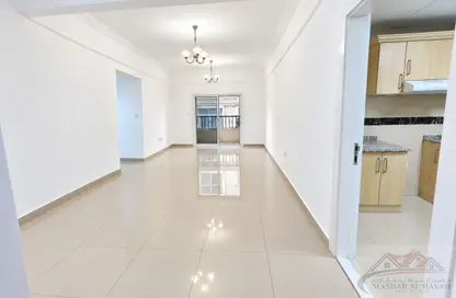 Apartment - 3 Bedrooms - 3 Bathrooms for rent in Muwaileh 29 Building - Muwaileh - Sharjah