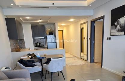 Apartment - 1 - 2 for rent in Diamond Building - Jumeirah Garden City - Al Satwa - Dubai