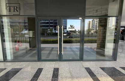 Shop - Studio - 1 Bathroom for rent in Azizi Riviera 36 - Azizi Riviera - Meydan One - Meydan - Dubai