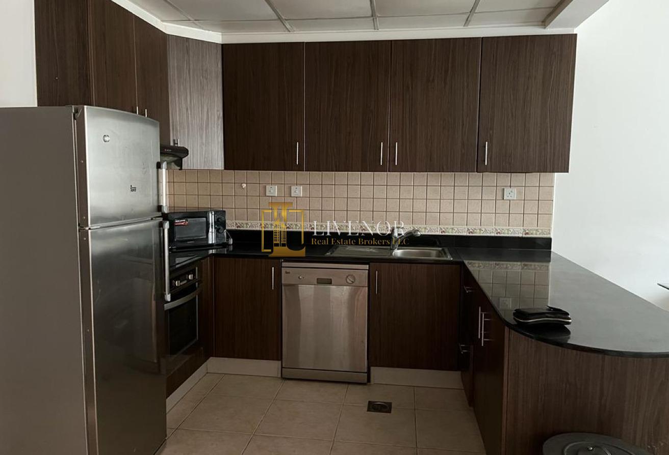 Furnished 1BR | High Floor | Balcony | 2 Bathrooms photo 11