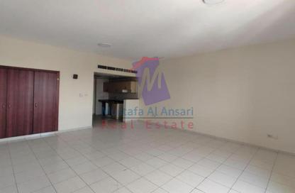 Apartment - Studio - 1 Bathroom for rent in Building IC1-EMR-03 - Emirates Cluster - International City - Dubai